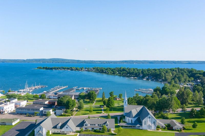 Best Bathtub Installation pros in Grand Haven, MI